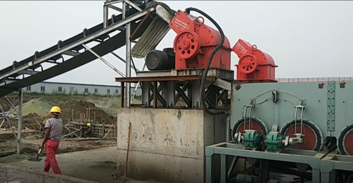 hammer crusher worksite