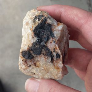 HOW TO IMPROVE THE GRADE OF WOLFRAMITE