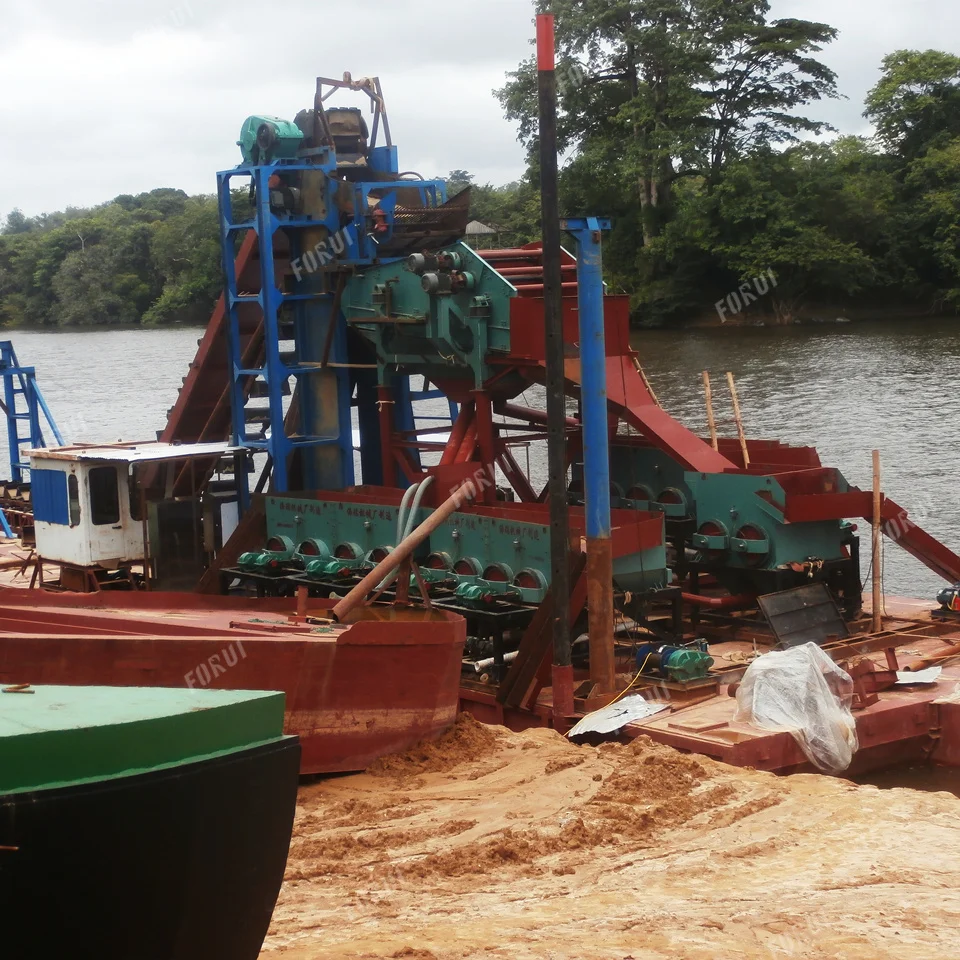 Nhà máy khai thác vàng và kim cương phù sa ở Liberian P6170008 960x960