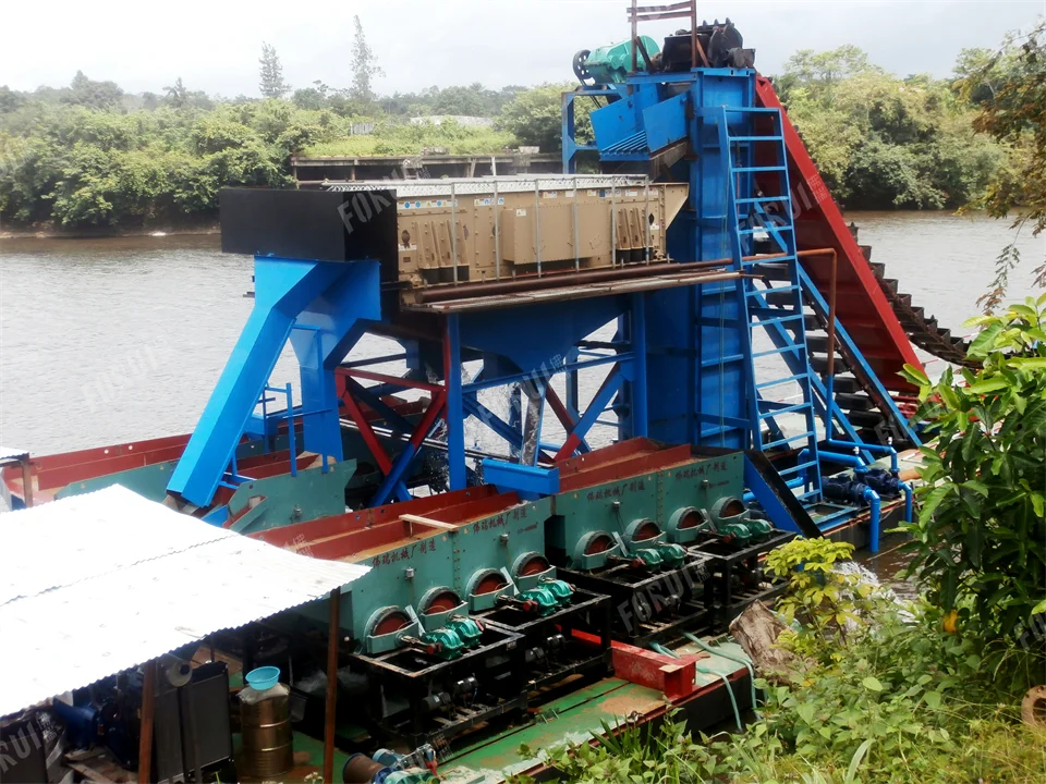 Alluvial Gold & Diamond Beneficiation Plant in Liberian P6170009